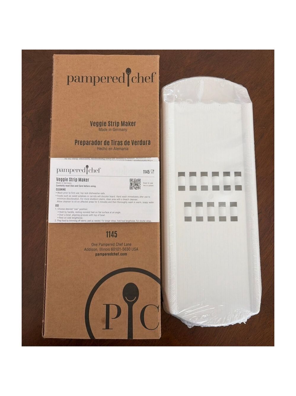 Pampered Chef White Veggie Strip Maker One Size